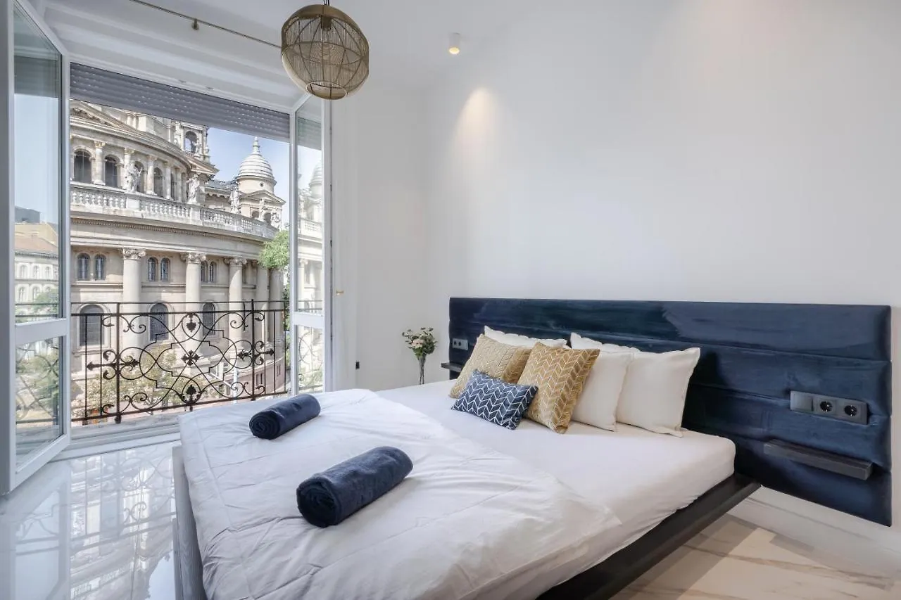 Apartment Basilica Presidential Panorama Suits Budapest Hungary